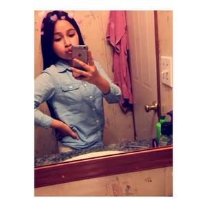 Meet your Posher, Rocio